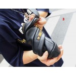 2025年早春新品入荷 グッチチェストバッグの男性 3工場