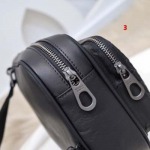 2025年早春新品入荷 Bottega Veneta ウエストポーチバッグの男性 3工場