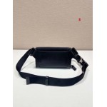 2025年早春新品入荷 PRADA  バッグの男性 3工場