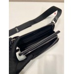 2025年早春新品入荷 PRADA  バッグの男性 3工場