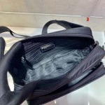 2025年早春新品入荷 PRADA チェストバッグの男性 3工場