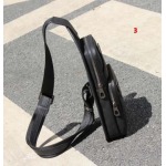 2025年早春新品入荷 Bottega Veneta チェストバッグの男性 3工場