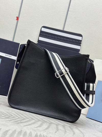 2025年早春新品入荷 PRADA  バッグ  3工場