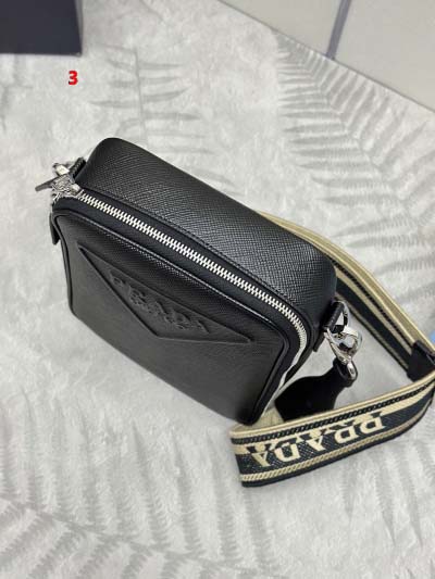 2025年早春新品入荷 PRADA  バッグの男性 3工場
