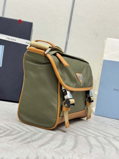 2025年早春新品入荷 PRADA  バッグの男性 3工場