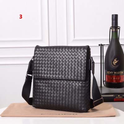 2025年早春新品入荷 Bottega Veneta   バッグの男性 3工場