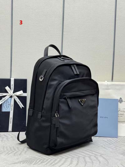 2025年早春新品入荷  PRADA    バッグの男性 3工場