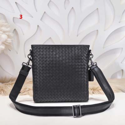 2025年早春新品入荷 Bottega Veneta   バッグの男性 3工場