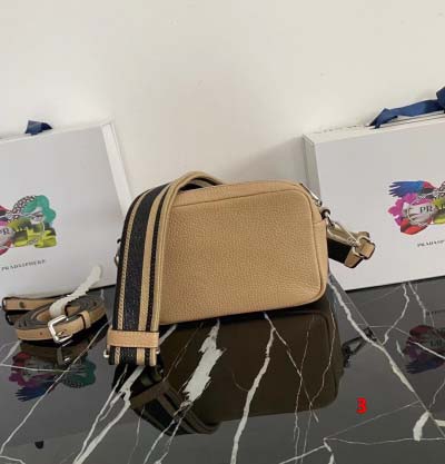 2025年早春新品入荷PRADA   バッグ 3工場