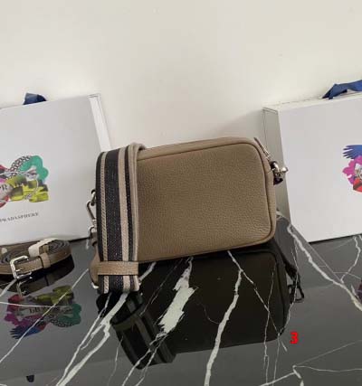 2025年早春新品入荷PRADA   バッグ 3工場