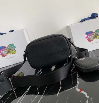 2025年早春新品入荷PRADA   バッグ 3工場