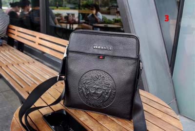 2025年早春新品入荷 ヴェルサーチ バッグ 3工場