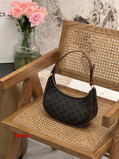 2025年早春原版復刻 新品入荷 CELINE 本革 バッグ xiu工場