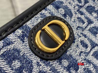 2025年早春原版復刻 新品入荷ディオール  バッグ xiu工場