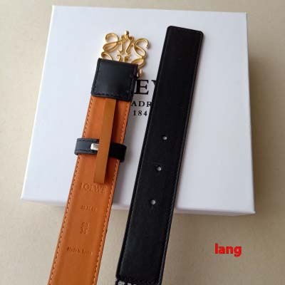 2025年早春新品入荷 LOEWE 本革 ベルト LANG工場