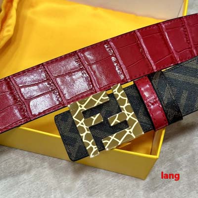 2025年早春新品入荷 FENDI 本革 ベルト LANG工場