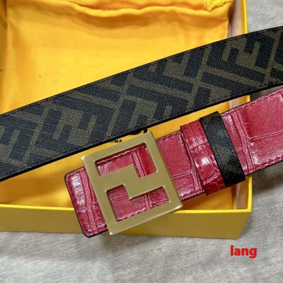 2025年早春新品入荷 FENDI 本革 ベルト LANG工場