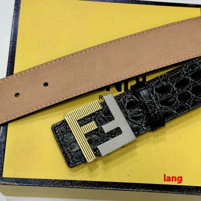 2025年早春新品入荷 FENDI 本革 ベルト LANG工場