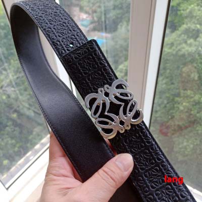 2025年早春新品入荷 LOEWE 本革 ベルト LANG工場