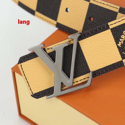 2025年早春新品入荷ルイヴィトン 本革 ベルト LANG工場