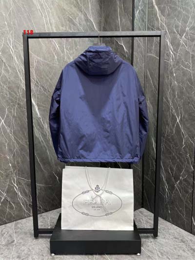 2025年1月21日早春新品入荷 PRADA 綿入れの服ジャケットアウター 118工場