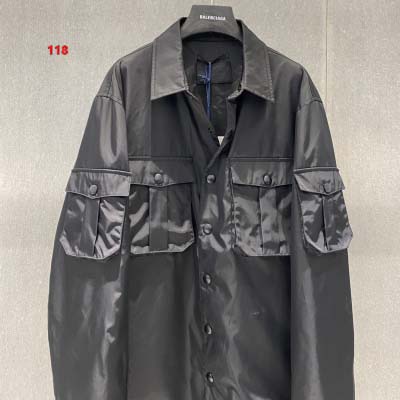 2025年1月21日早春新品入荷 PRADA 綿入れの服ジャケットアウター 118工場
