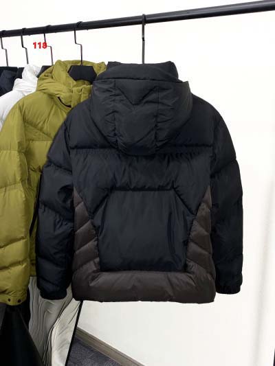 2025年1月21日早春新品入荷 モンクレール ダウンジャケット 118工場