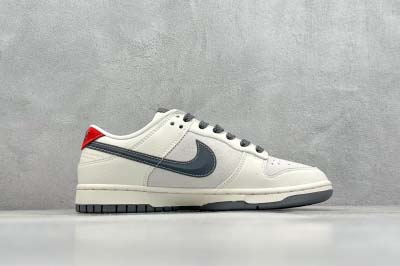 2025年1月27日新品入荷 Nike SB DuNike Low“SUP” スニーカー/ランニングシューズ/カジュアルシューズ