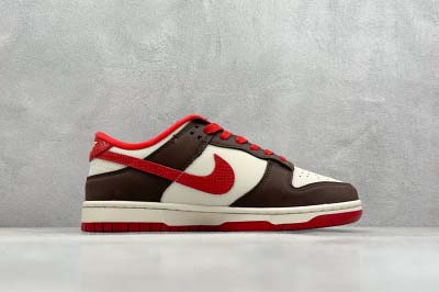 2025年1月27日新品入荷 Nike SB DuNike Low“ ”スニーカー/ランニングシューズ/カジュアルシューズ