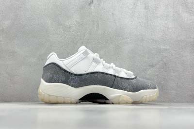 2025年1月27日新品入荷 Air Jordan 11 Low AJ1111CNY スニーカー/ランニングシューズ/カジュアルシューズ