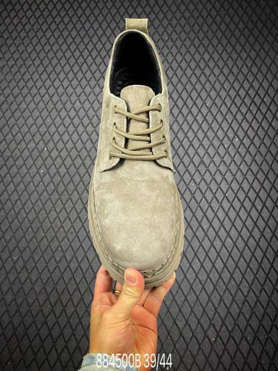 2025年1月30日新品入荷 CAT     スニーカー/ランニングシューズ/カジュアルシューズ