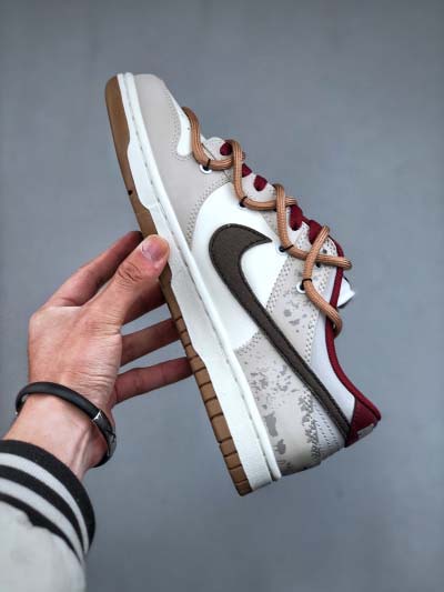 2025年1月30日新品入荷Nike SB DuNiKe Low     スニーカー/ランニングシューズ/カジュアルシューズ