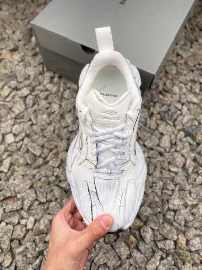 2025年1月30日新品入荷BALENCIAGA Sneakers  スニーカー/ランニングシューズ/カジュアルシューズ