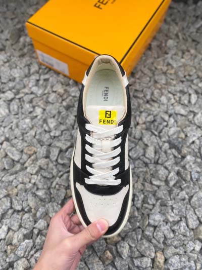 2025年1月30日新品入荷Fendi-    スニーカー/ランニングシューズ/カジュアルシューズ