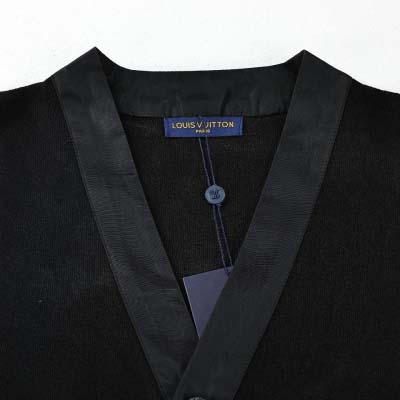 Louis vuittonルイ?ヴィトン2023FWモノグラムジャケット刺繡パッチワークカットソーカーディガンです