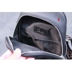 2025年早春新品入荷  FENDI   バッグの男性 3工場