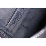 2025年早春新品入荷  FENDI   バッグの男性 3工場