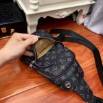 2025年早春新品入荷 ルイヴィトン  バッグの男性 3工場