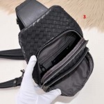 2025年早春新品入荷 Bottega Veneta  バッグの男性 3工場