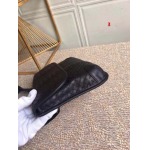 2025年早春新品入荷 Bottega Veneta  バッグの男性 3工場