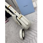 2025年早春新品入荷 PRADA  バッグ  3工場