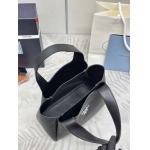 2025年早春新品入荷 PRADA  バッグ  3工場