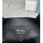 2025年早春新品入荷 PRADA  バッグ  3工場