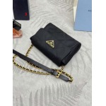 2025年早春新品入荷 PRADA  バッグ  3工場