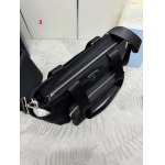 2025年早春新品入荷 PRADA  バッグの男性 3工場