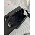2025年早春新品入荷 PRADA  バッグの男性 3工場