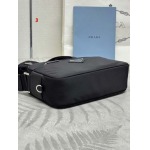 2025年早春新品入荷 PRADA  バッグの男性 3工場