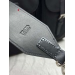 2025年早春新品入荷 PRADA  バッグの男性 3工場