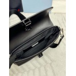 2025年早春新品入荷 PRADA  バッグの男性 3工場