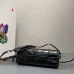 2025年早春新品入荷 PRADA  バッグ  3工場